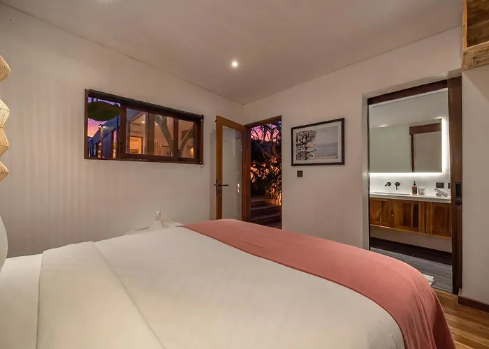 Вилла Bawa House - Lush 5br Retreat 7 Min To