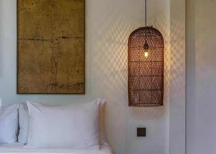 Bawa House - Lush 5br Retreat 7 Min To