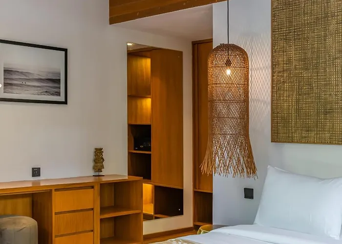 Bawa House - Lush 5br Retreat 7 Min To