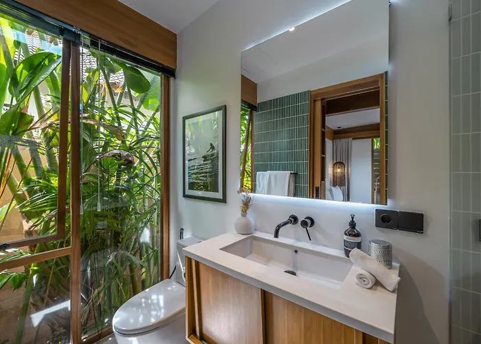 Bawa House - Lush 5br Retreat 7 Min To Pererenan