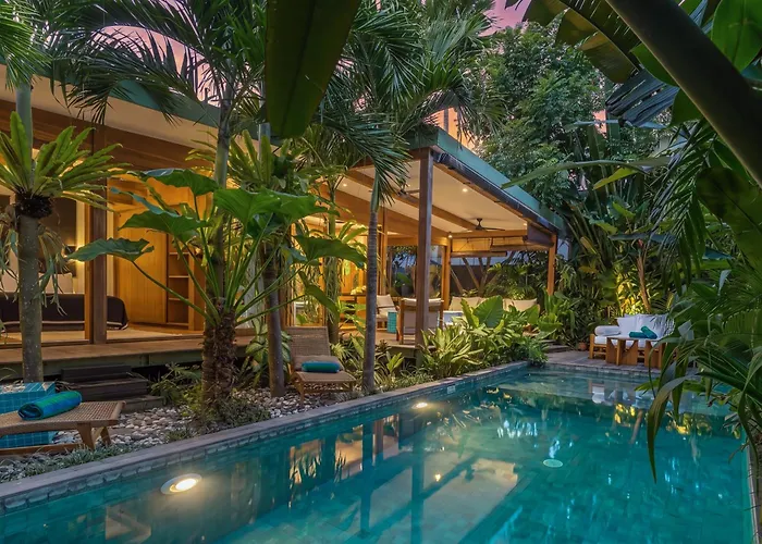 Bawa House - Lush 5br Retreat 7 Min To